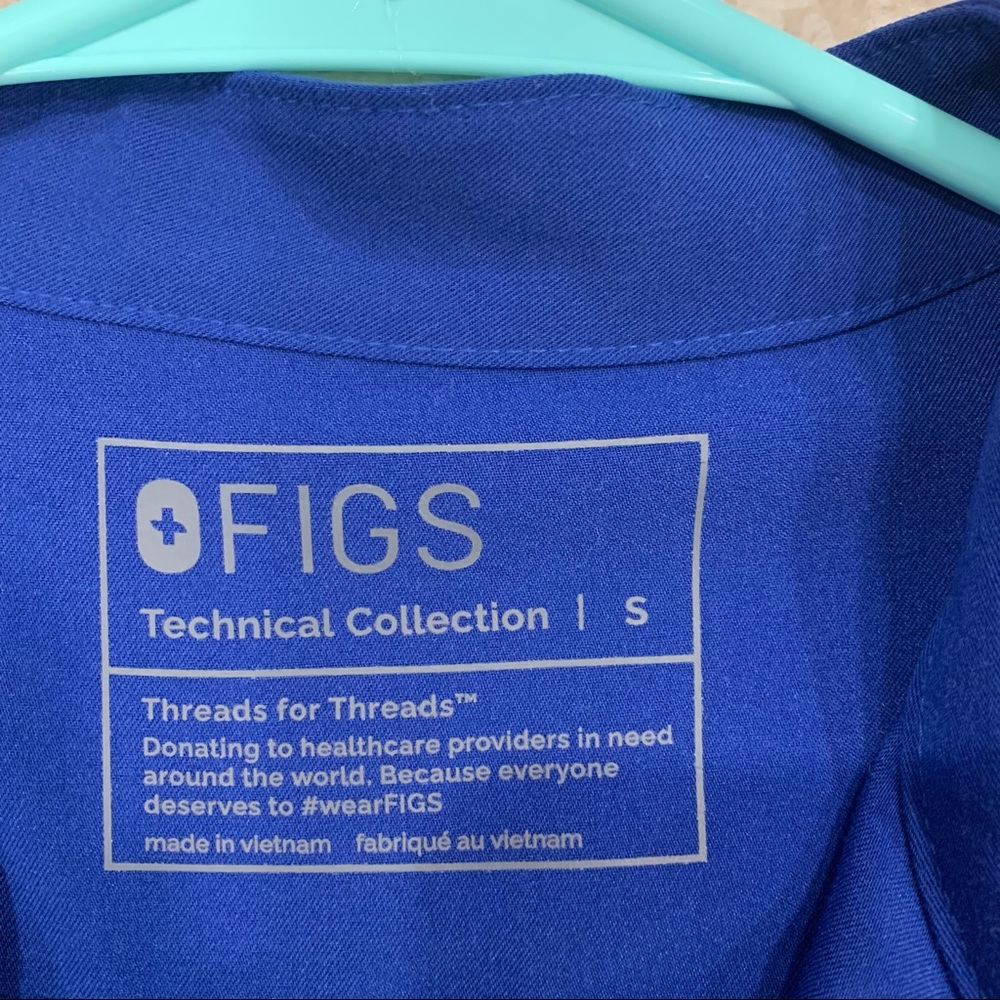 Figs — Rafaela — electric blue 💙 — size small